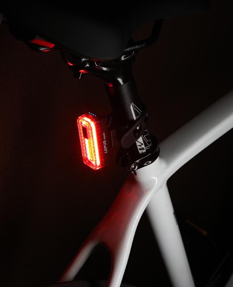 Фонарь задний ADDVIEW LEPUS NANO (чёрный)