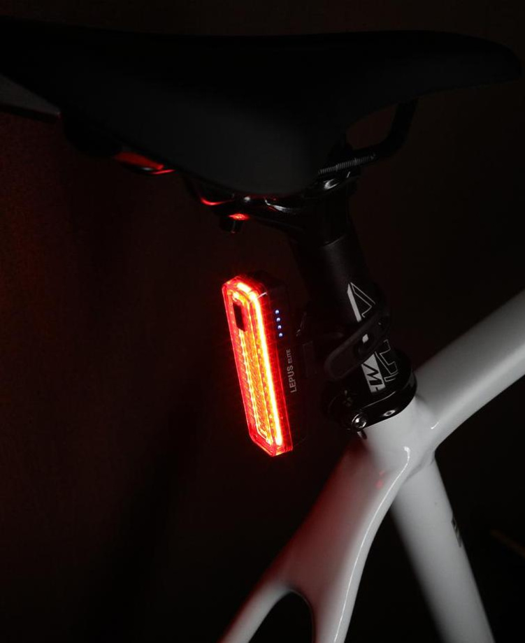 Фонарь задний ADDVIEW LEPUS ELITE (чёрный)